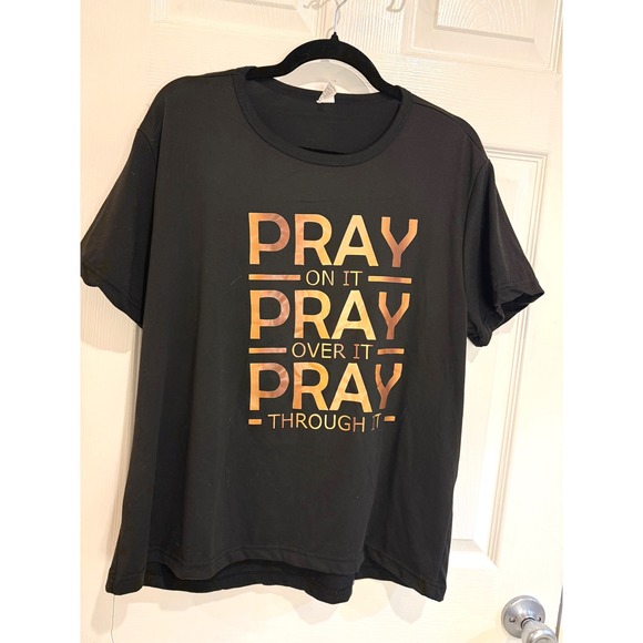 ✅3-for-$12✅ Graphic Print T-Shirt Pray On It Pray Over It Pray Through It 1XL - Picture 1 of 4